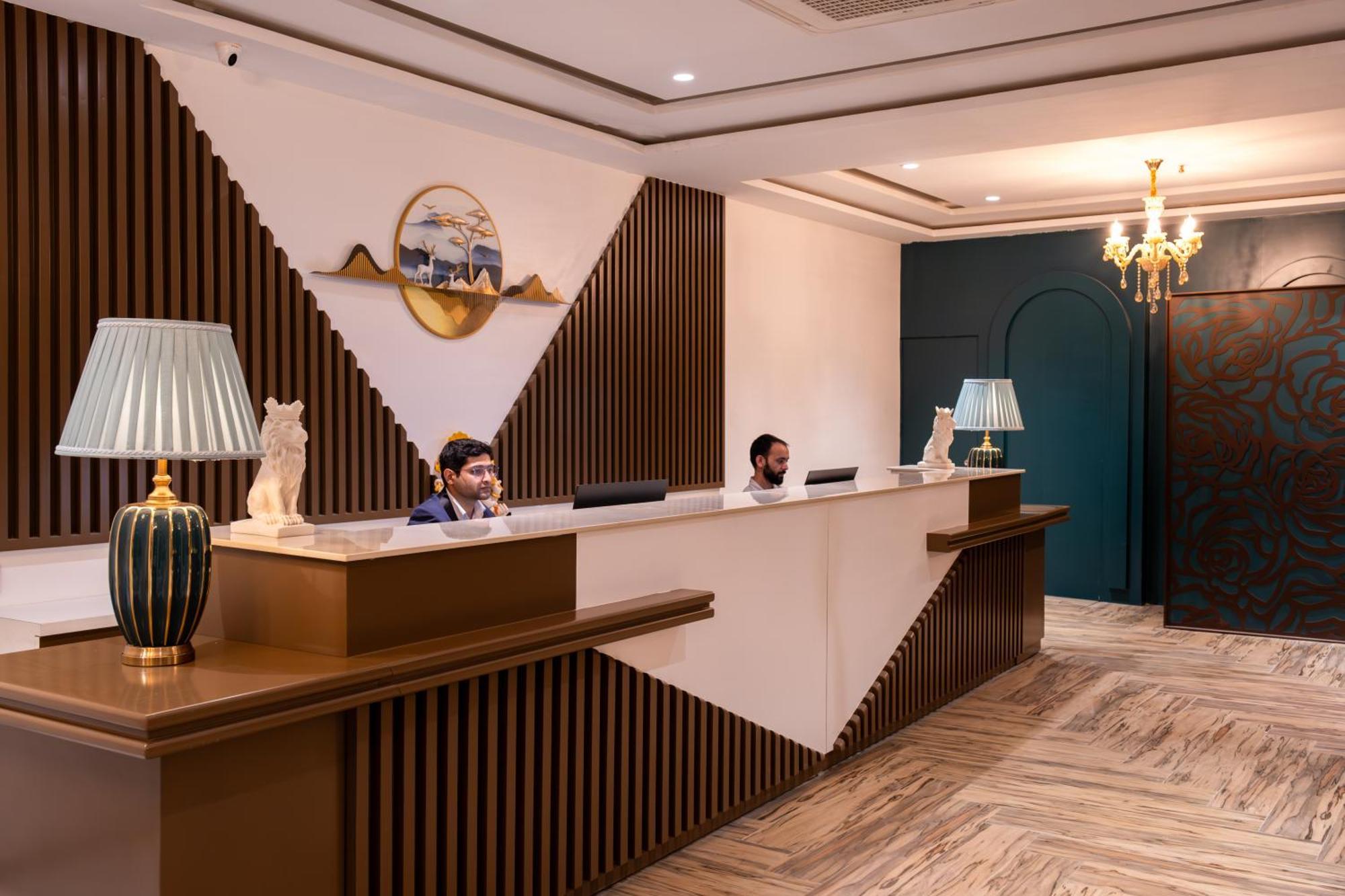 Alpine Hotel And Villas Dharamshala Dış mekan fotoğraf